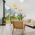 펜션 3 Bedroom Awesome In