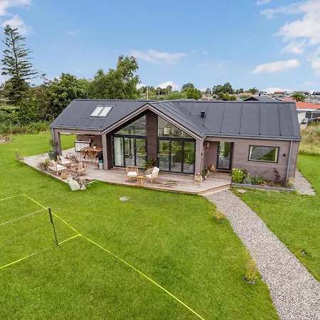 펜션 3 Bedroom Awesome In *